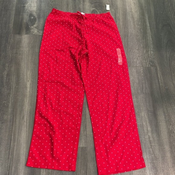 Love by Gap Red Pajamas NEW Valentine’s Day Medium - Picture 5 of 10